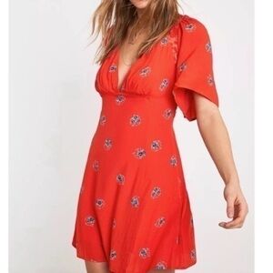 Free people mockingbird mini dress hot Cherry size 4 nwt